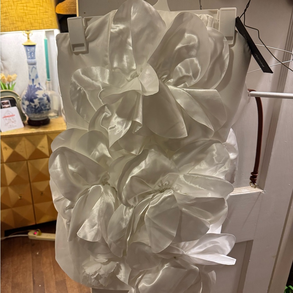 Fashion Nova White Floral Dress